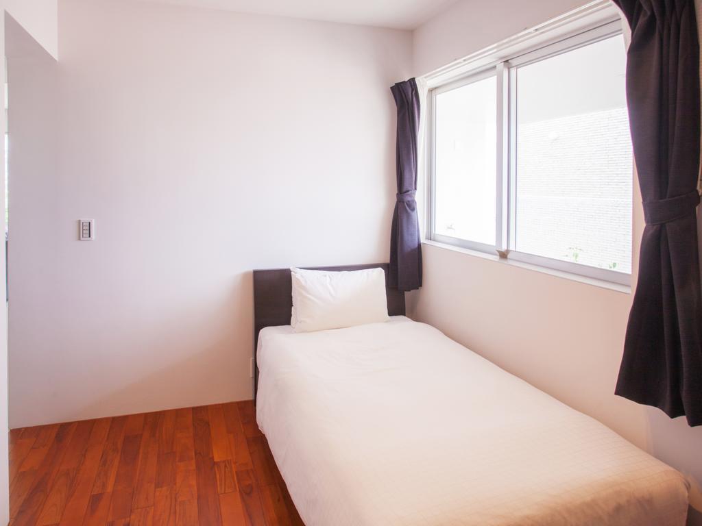 Kariyushi Condominium Resort Onna Maeda Base Экстерьер фото