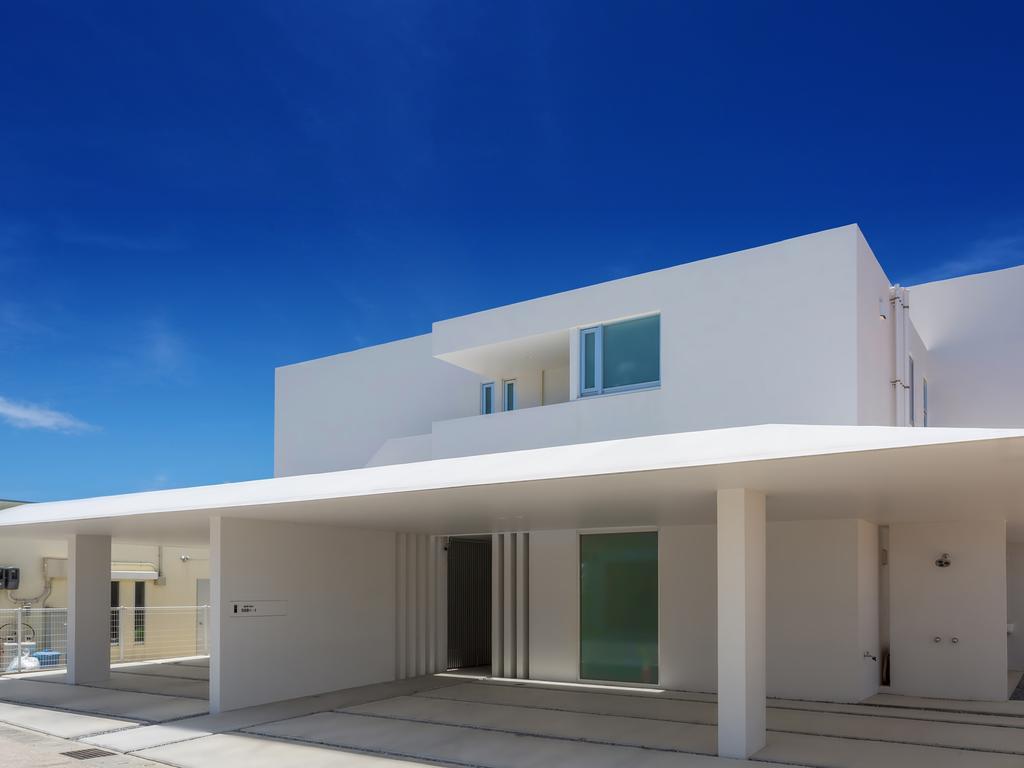 Kariyushi Condominium Resort Onna Maeda Base Экстерьер фото
