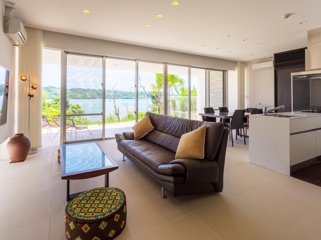 Kariyushi Condominium Resort Onna Maeda Base Экстерьер фото